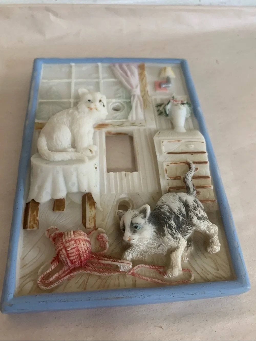 Light Switch Plate Cover 3D Handpainted Resin Cat Kitty Playful With Yarn Cottag